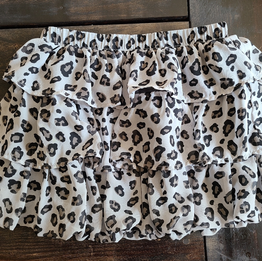 Girls skirts (2)